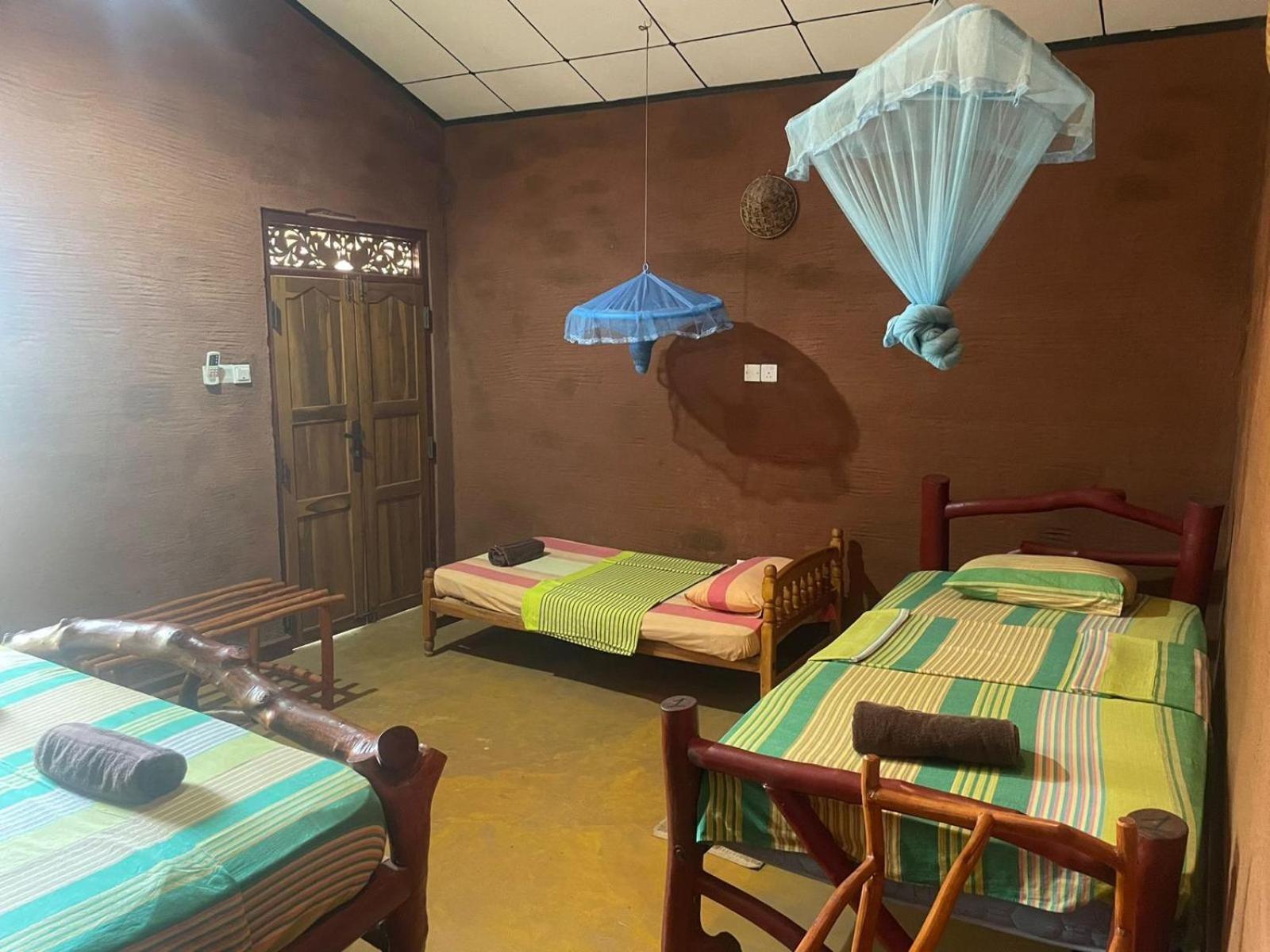 Yala Peace Cottages ティッサマハーラーマ エクステリア 写真